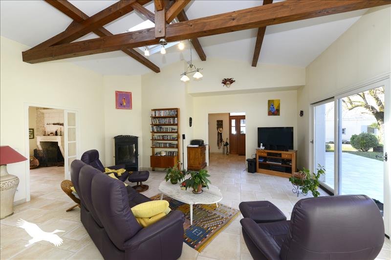 Vente Maison LA COURONNE - 13 pièces -415 m² - (16400)