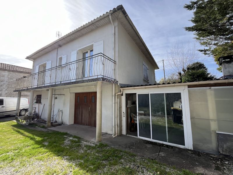 Vente Maison LA COURONNE - 5 pièces -117 m² - (16400)