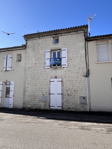 Vente Maison La Couronne - 2 pièces -78 m² - (16400)