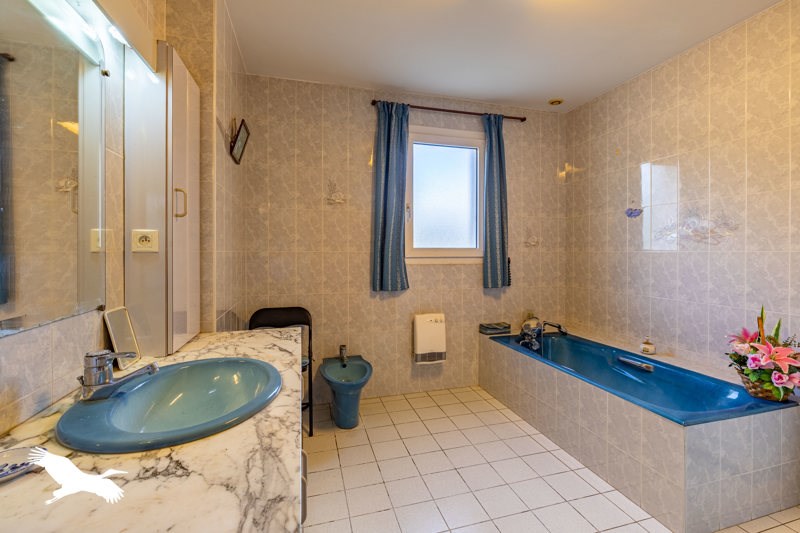 Vente Maison LA COURONNE - 4 pièces -107 m² - (16400)