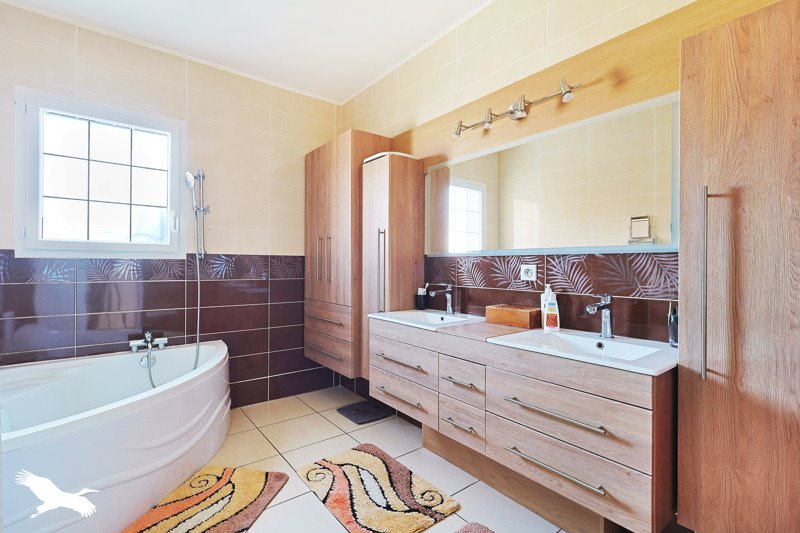 Vente Maison LAMONZIE ST MARTIN - 6 pièces -218 m² - (24680)
