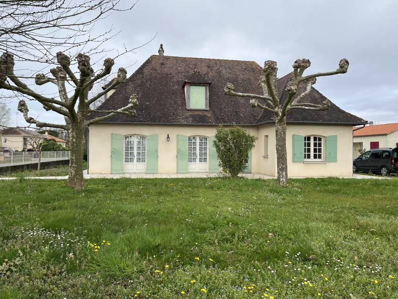 Vente Maison ST PIERRE D EYRAUD 24130 6 pièces - 104 m²
