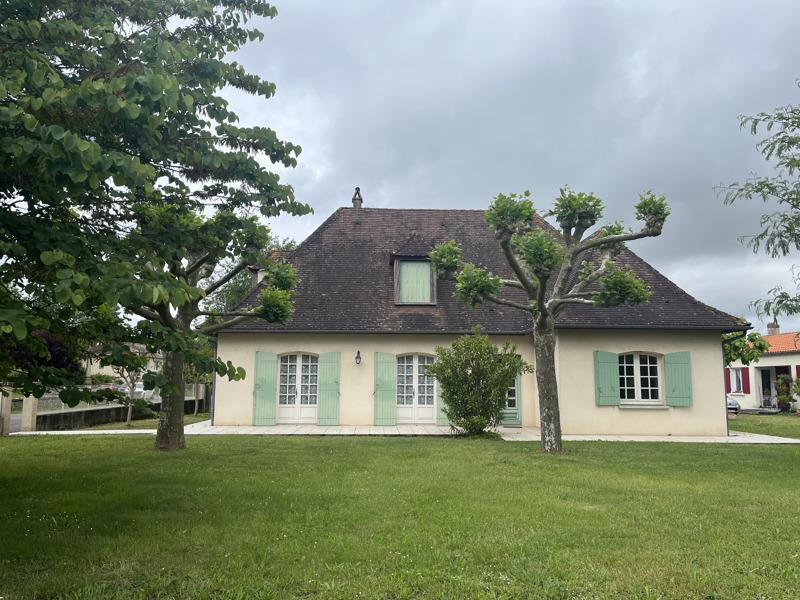 Maison Périgourdine à Bosset
