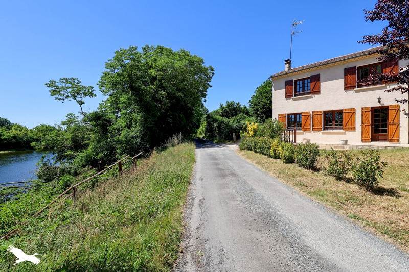 Vente Maison ST PIERRE D EYRAUD - 5 pièces -114 m² - (24130)