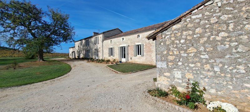 Vente Maison SIGOULES ET FLAUGEAC - 10 pièces -337 m² - (24240)