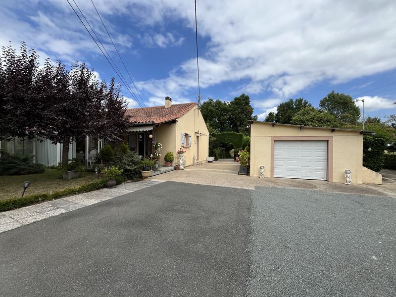 Vente Maison ST PIERRE D EYRAUD - 5 pièces -92 m² - (24130)