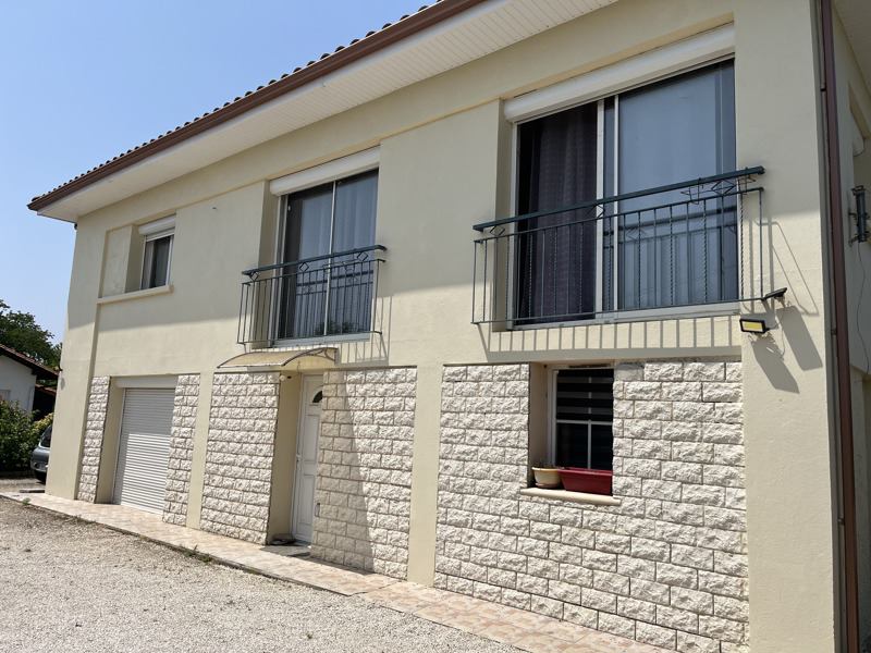 Vente Maison ST PIERRE D EYRAUD - 5 pièces -142 m² - (24130)