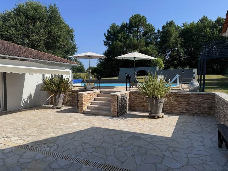 Vente Maison PRIGONRIEUX - 4 pièces -206 m² - (24130)