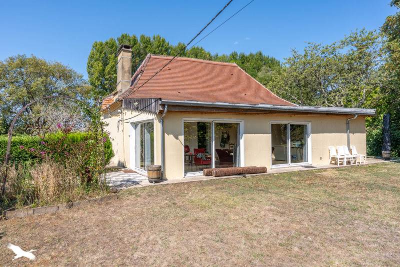 Vente Maison ST PIERRE D EYRAUD - 4 pièces -117 m² - (24130)