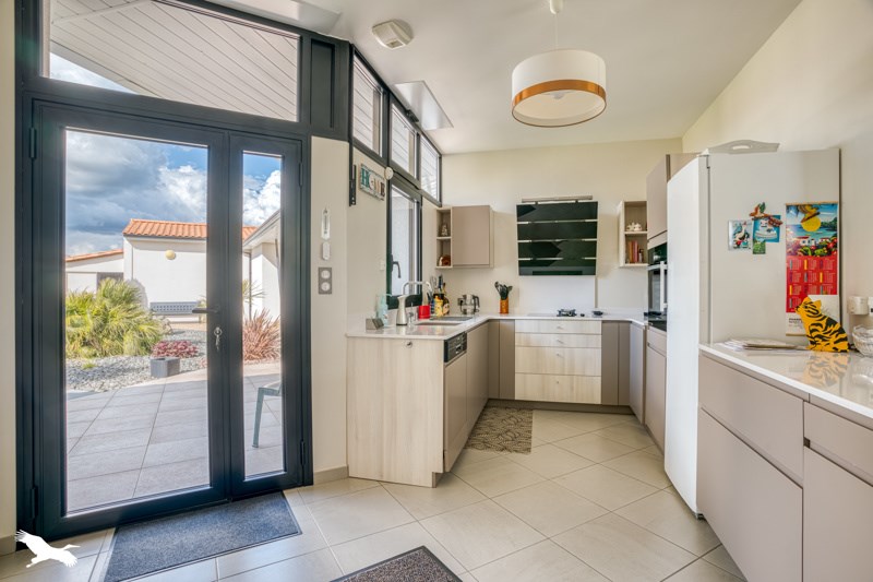 Vente Maison ST PIERRE D EYRAUD - 6 pièces -184 m² - (24130)