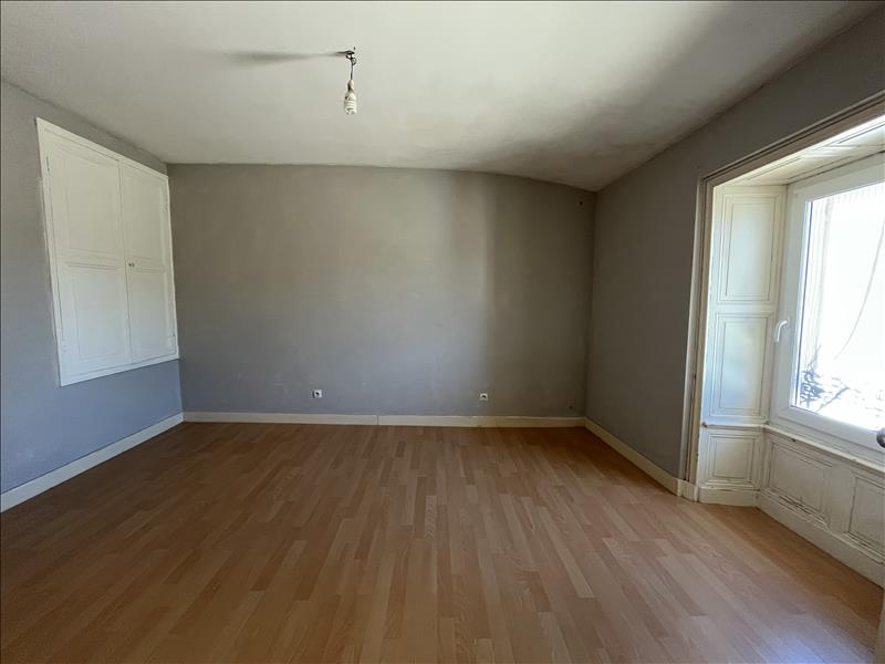 Vente Maison MESNAC - 3 pièces -75 m² - (16370)