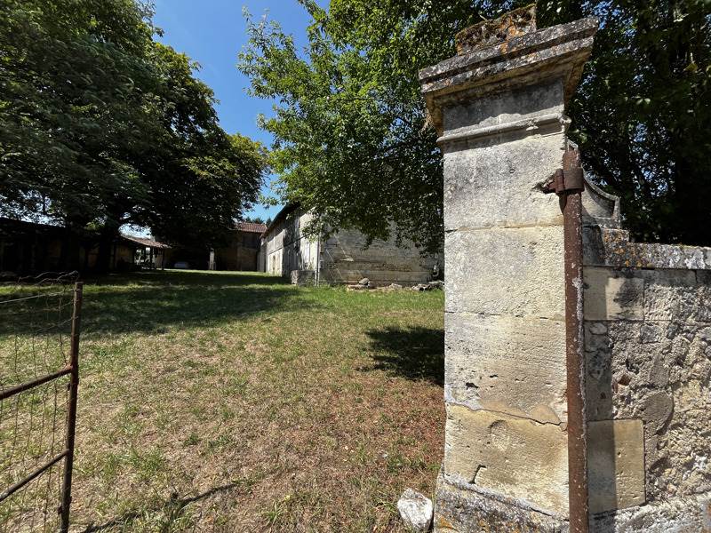 Vente Maison LOUZAC ST ANDRE - 2 pièces - - (16100)