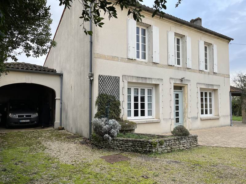 Vente Maison COGNAC - 6 pièces -190 m² - (16100)
