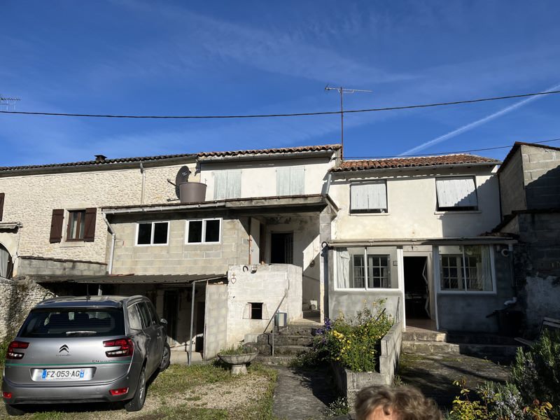 Vente Maison JAVREZAC - 5 pièces -87 m² - (16100)