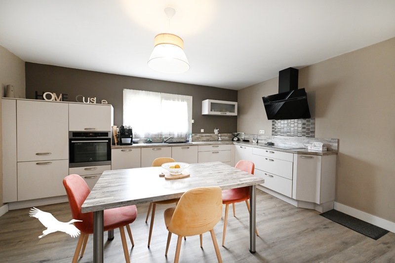 Vente Maison CHERVES RICHEMONT - 12 pièces -270 m² - (16370)
