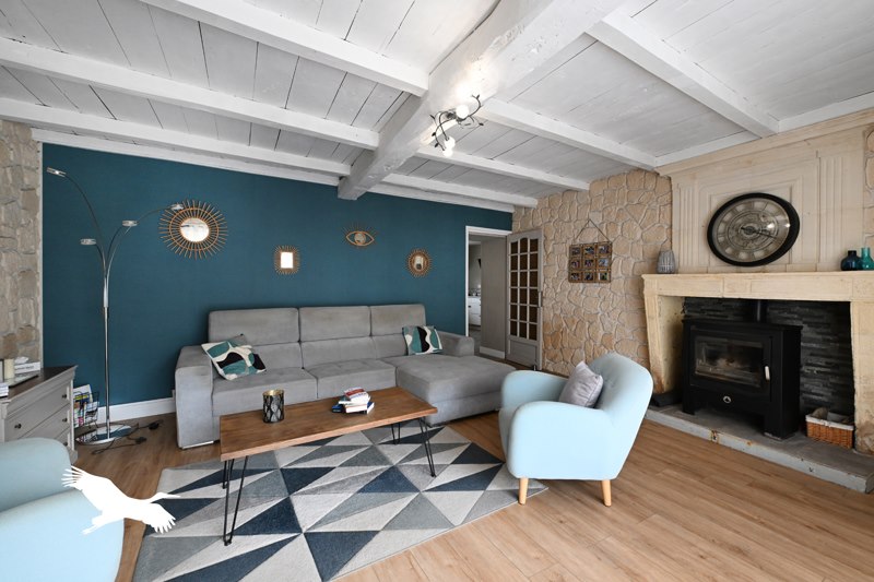 Vente Maison CHERVES RICHEMONT - 12 pièces -270 m² - (16370)