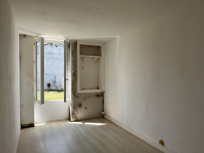 Vente Maison NIEUL LE VIROUIL - 3 pièces -75 m² - (17150)