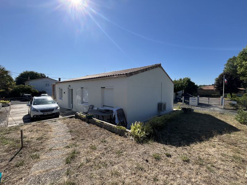 Vente Maison MIRAMBEAU - 4 pièces -80 m² - (17150)