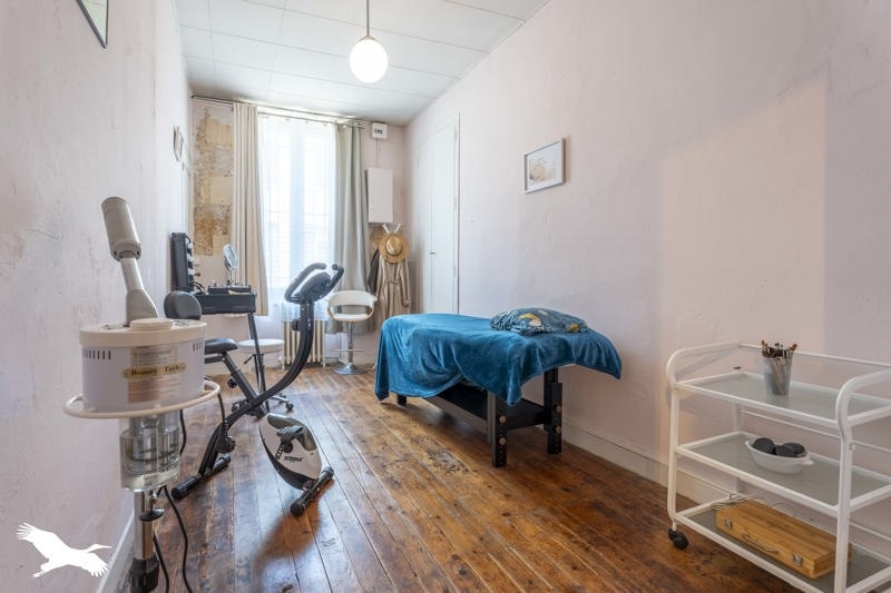 Vente Maison MIRAMBEAU - 11 pièces -180 m² - (17150)