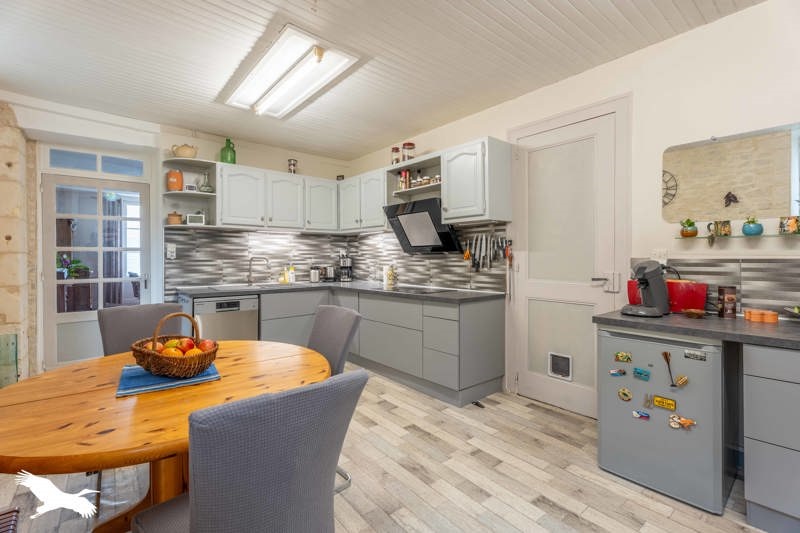 Vente Maison MIRAMBEAU - 9 pièces -295 m² - (17150)
