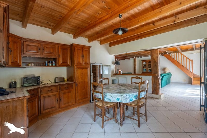 Vente Maison ST BONNET SUR GIRONDE - 6 pièces -160 m² - (17150)