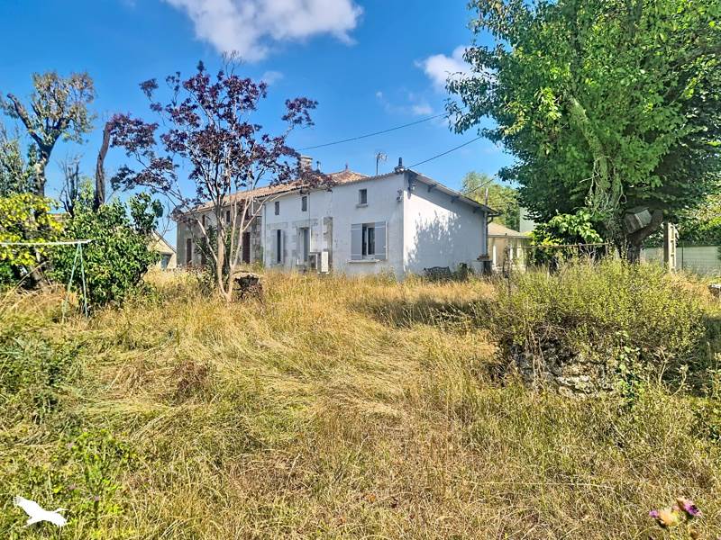 Vente Maison ST GEORGES DES AGOUTS - 4 pièces -85 m² - (17150)
