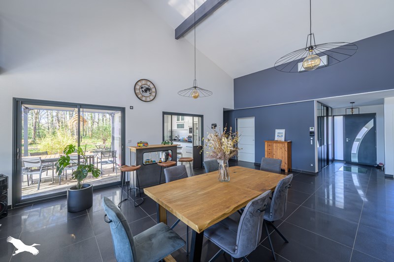 Vente Maison MIOS - 6 pièces -212 m² - (33380)