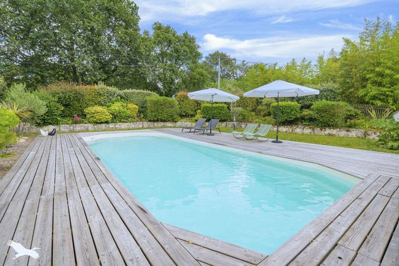 Vente Maison MIOS - 6 pièces -210 m² - (33380)