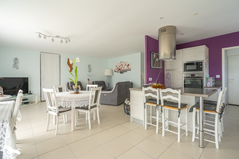 Vente Maison BREUILLET - 4 pièces -108 m² - (17920)