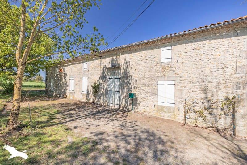 Vente Maison MORAGNE - 9 pièces -300 m² - (17430)