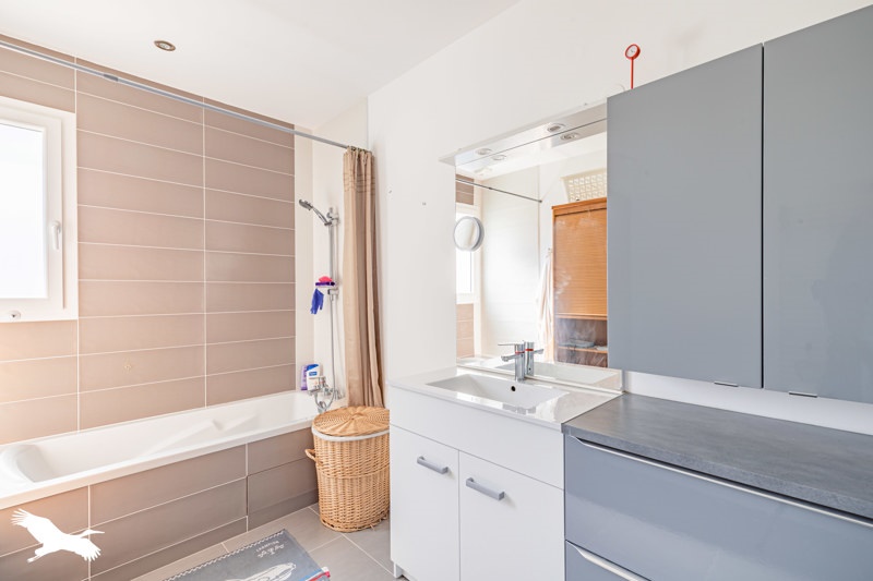 Vente Maison BORDS - 5 pièces -130 m² - (17430)