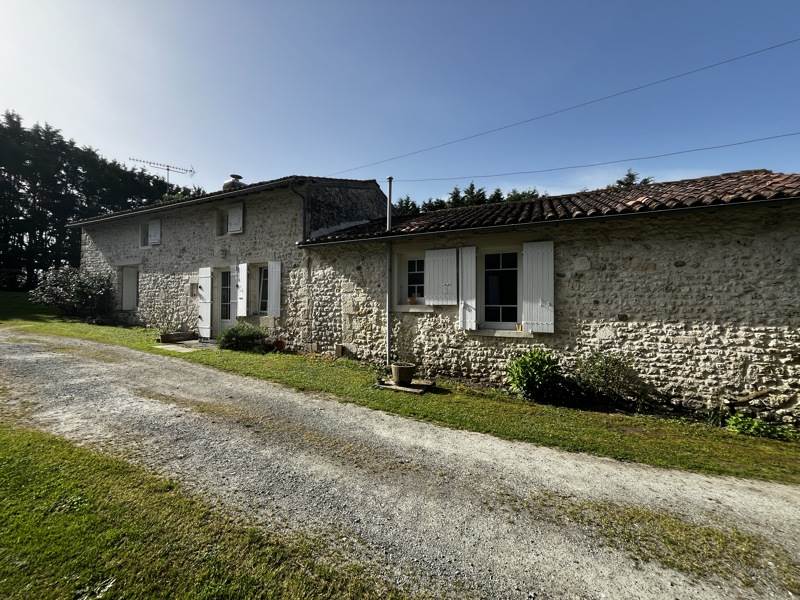 Vente Maison CABARIOT - 8 pièces -175 m² - (17430)