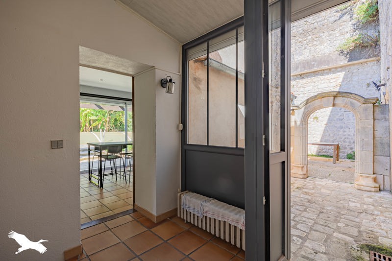 Vente Maison TONNAY CHARENTE - 5 pièces -173 m² - (17430)