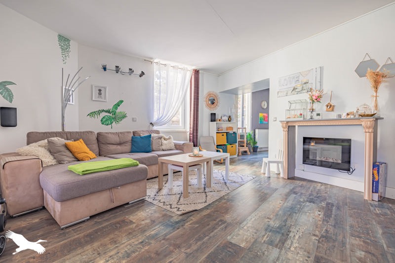 Vente Appartement TONNAY CHARENTE - 6 pièces -141 m² - (17430)