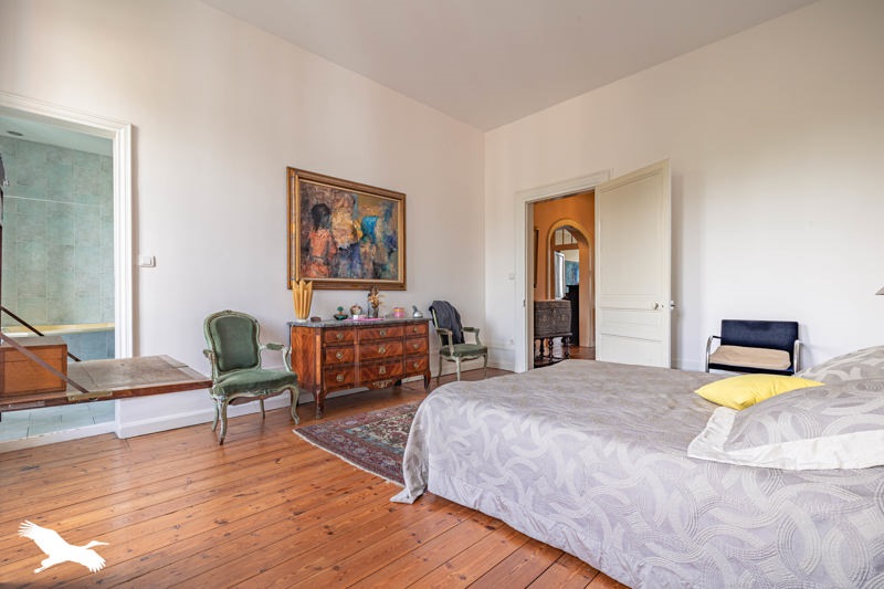 Vente Maison TONNAY CHARENTE - 9 pièces -315 m² - (17430)