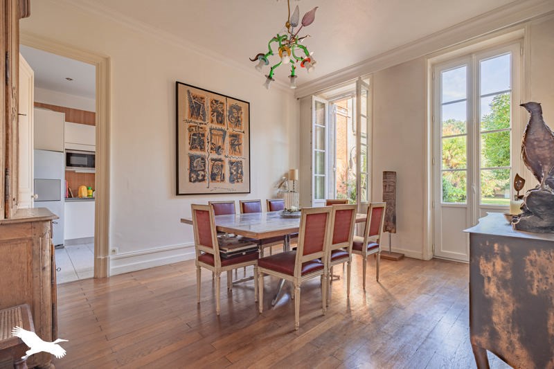 Vente Maison TONNAY CHARENTE - 9 pièces -315 m² - (17430)