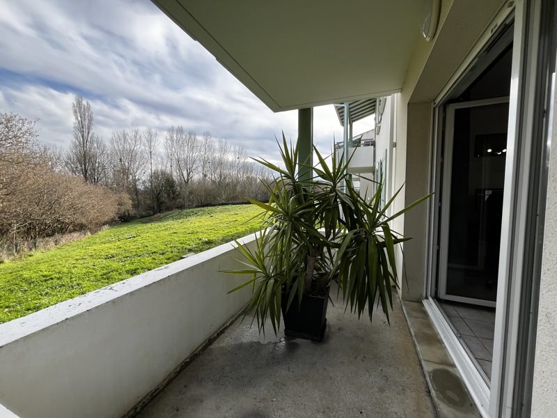Vente Appartement TONNAY CHARENTE - 2 pièces -45 m² - (17430)