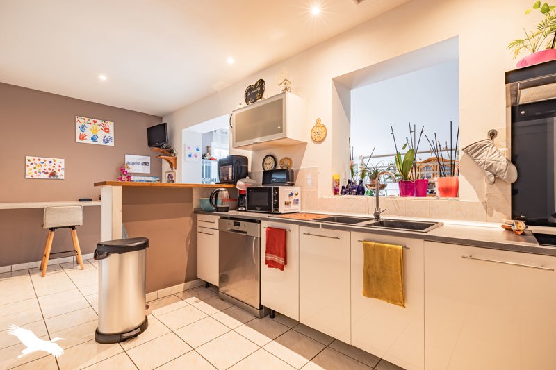 Vente Maison CABARIOT - 6 pièces -143 m² - (17430)