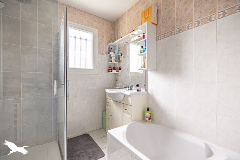 Vente Maison CABARIOT - 6 pièces -143 m² - (17430)