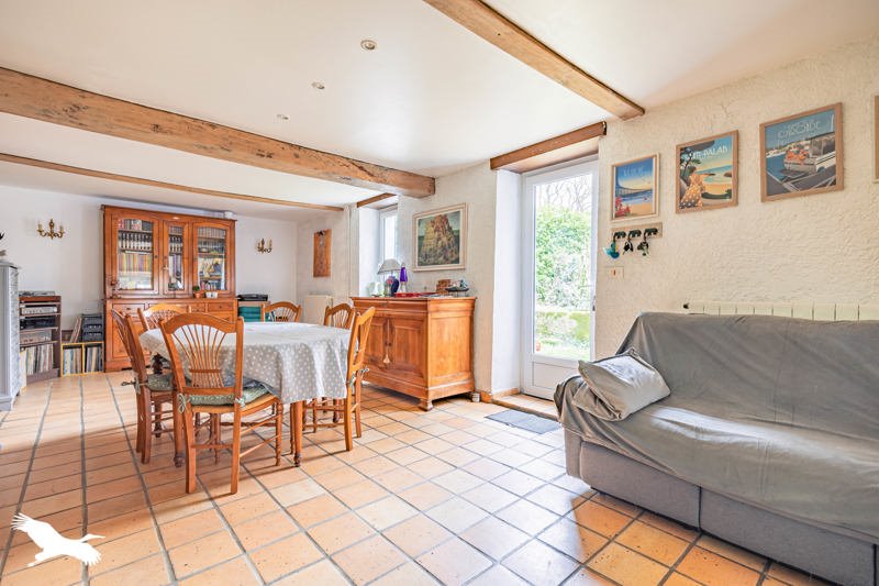 Vente Maison PUY DU LAC - 6 pièces -181 m² - (17380)