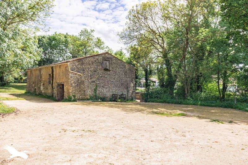 Vente Maison MORAGNE - 9 pièces -245 m² - (17430)