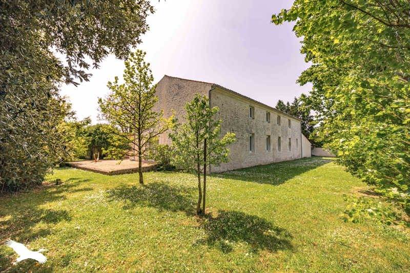 Vente Maison CABARIOT - 7 pièces -190 m² - (17430)
