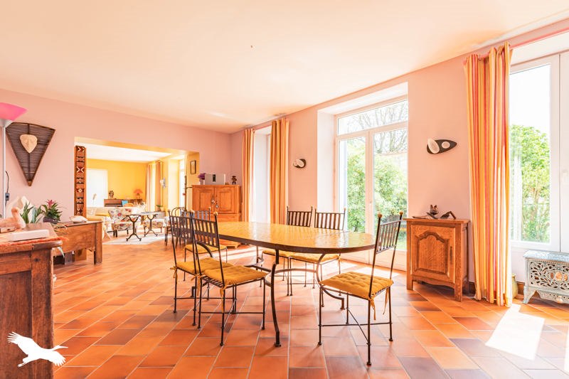 Vente Maison CABARIOT - 7 pièces -190 m² - (17430)