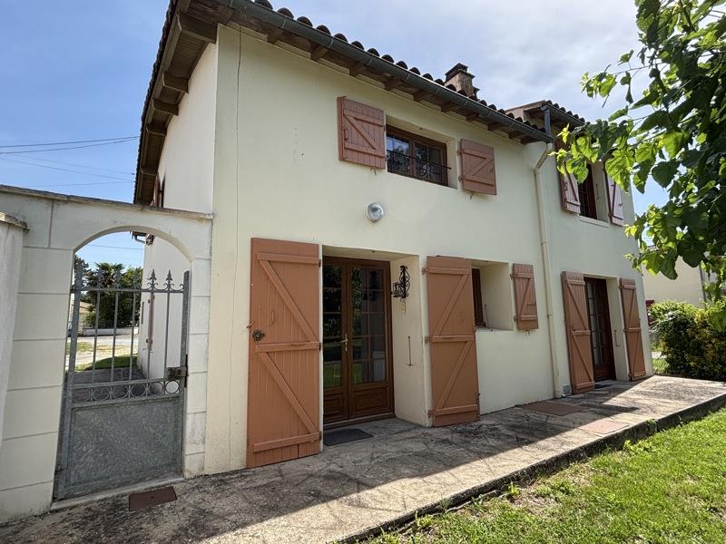Vente Maison BORDS 17430 5 pièces - 111 m²
