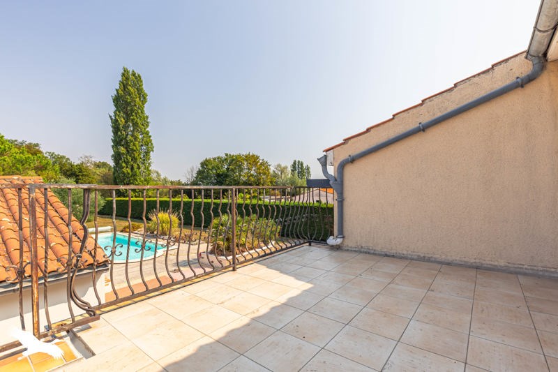 Vente Maison TONNAY CHARENTE - 5 pièces -130 m² - (17430)