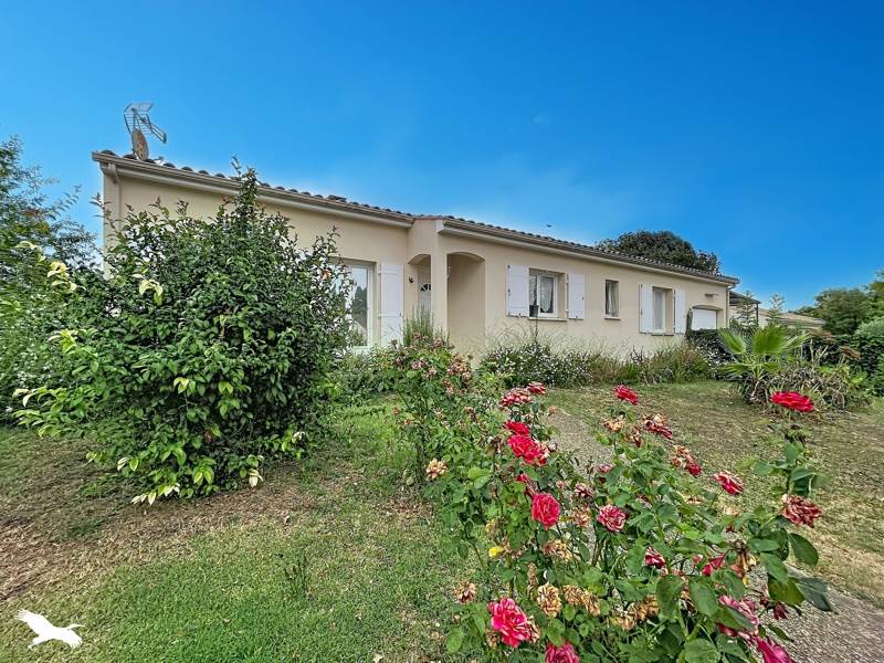 Vente Maison CABARIOT 17430 5 pièces - 94 m²