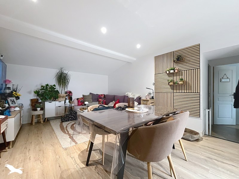 Vente Maison BORDS - 9 pièces -268 m² - (17430)