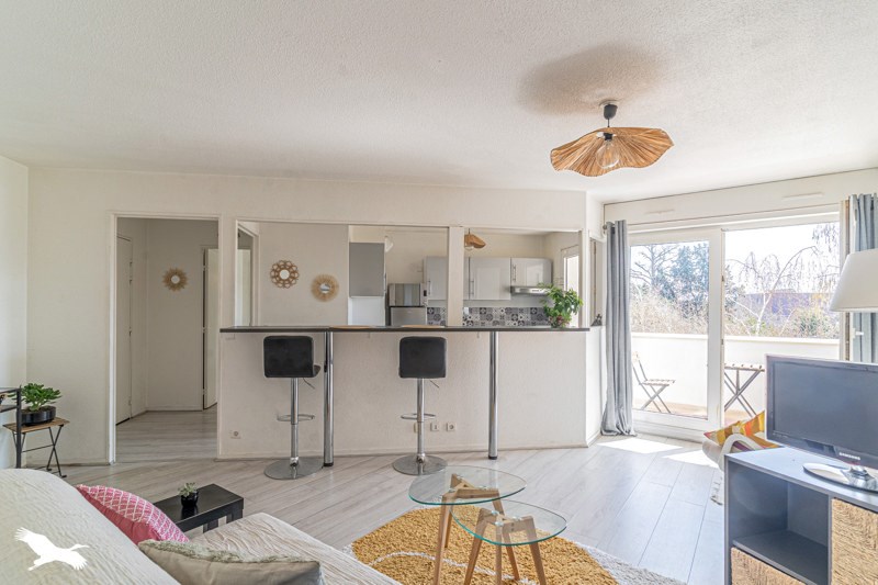 Vente Appartement BORDEAUX - 2 pièces -48,7 m² - (33000)