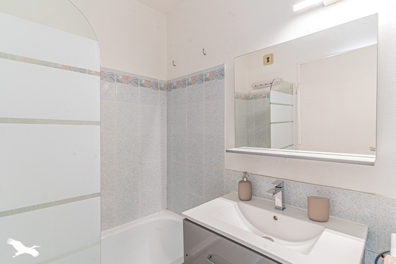 Vente Appartement BORDEAUX - 2 pièces -48,7 m² - (33000)