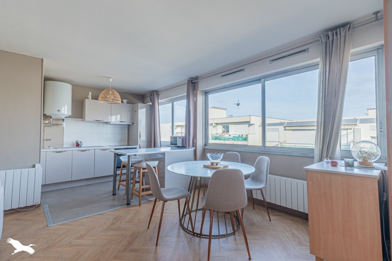 Vente Appartement BORDEAUX - 2 pièces -40 m² - (33000)